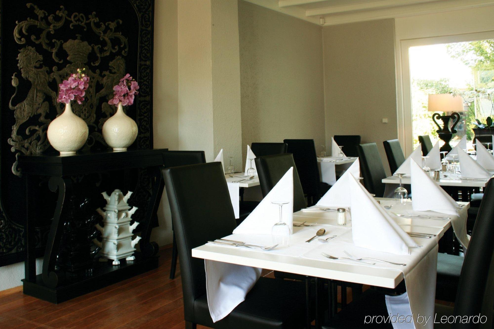 Fletcher Hotel Restaurant De Burghoeve Valkenburg aan de Geul Restoran fotoğraf